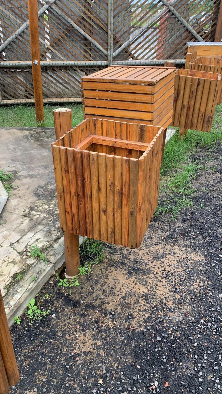 MODELAR EUCALIPTO - •	LIXEIRA GRANDE DE EUCALIPTO 01 APOIO